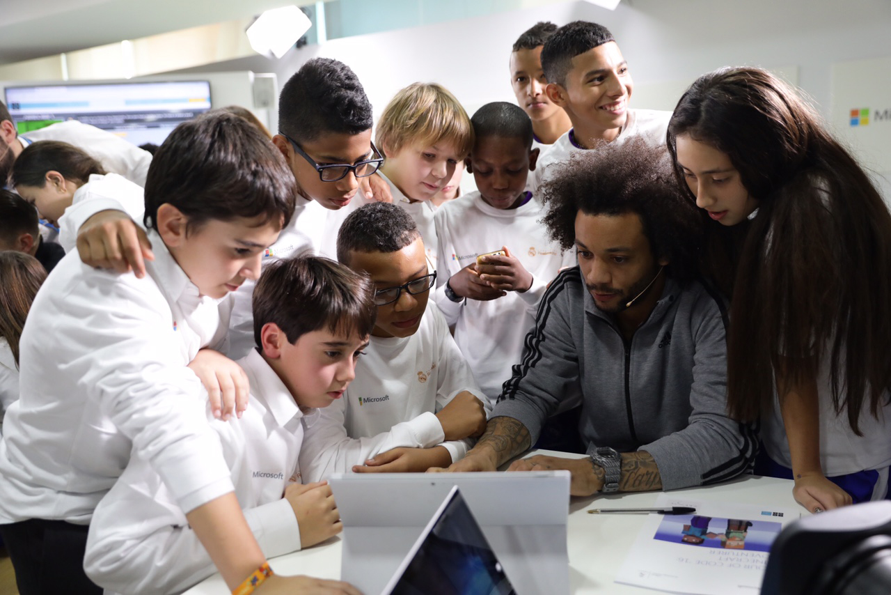 Programación para niños con la Hora del Código, Microsoft y la Fundación Real Madrid