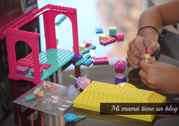 Barbie Mega Blocks Probar juguetes, opinión juguetes