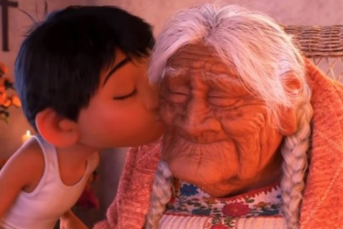 Coco - Disney Pixar abuela